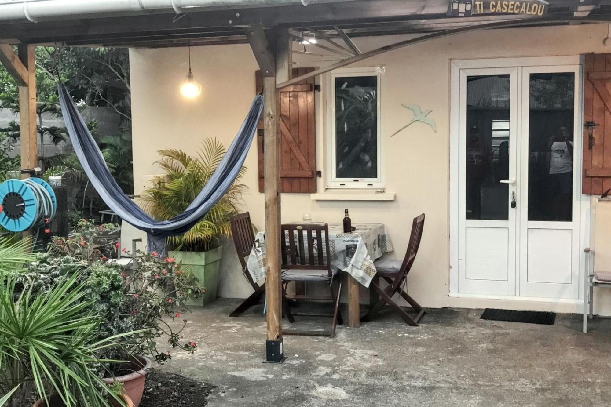 Maison Charmante A Bras-Panon Avec Piscine Et Jardin Exteriör bild